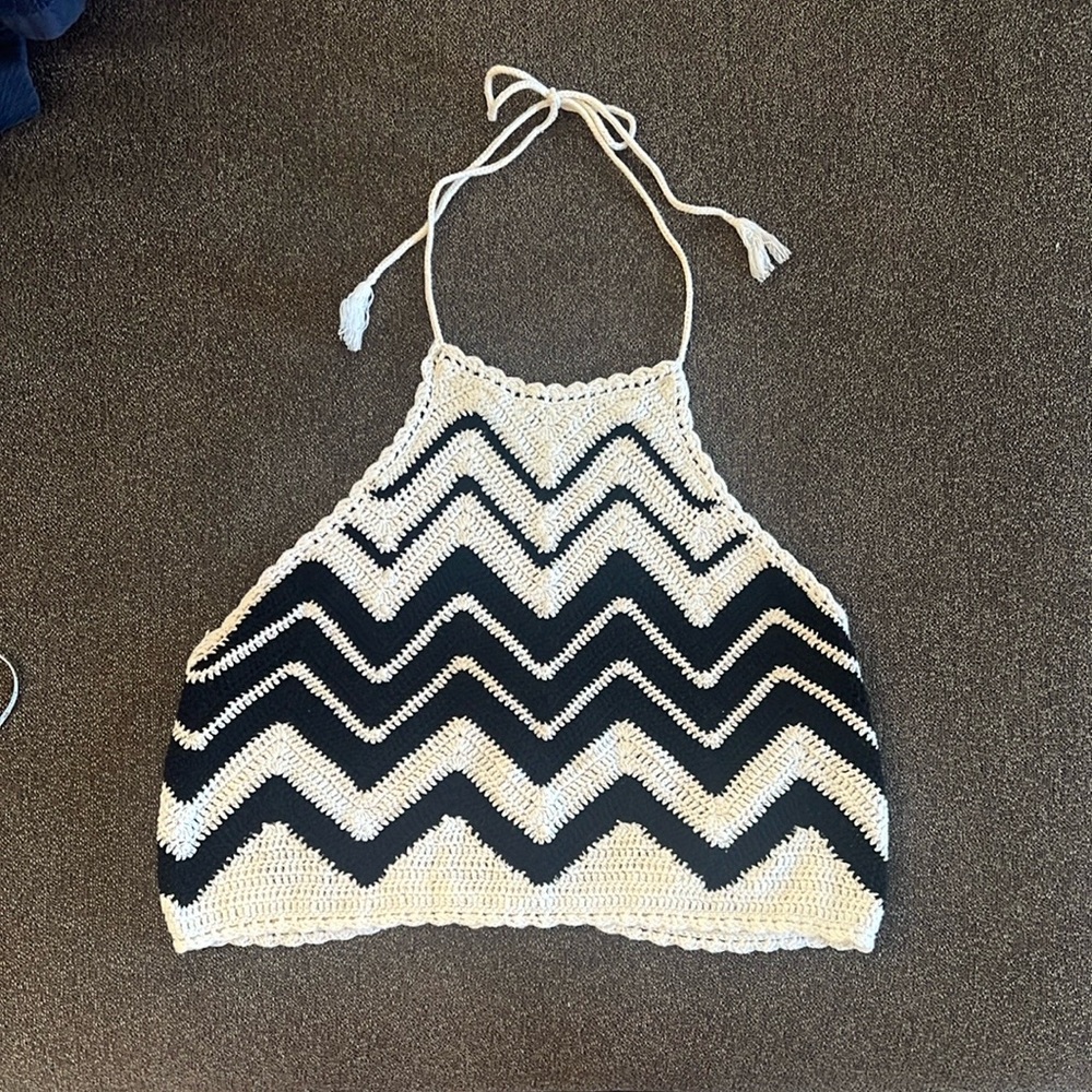 H&M Coachella Women’s Cropped Crocheted Halter Top 100% Cotton